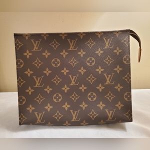 Louis Vuitton Monogram Toiletry Pouch 26